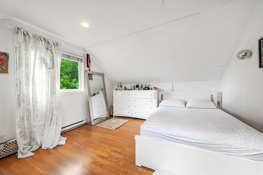 2903 W 42nd Avenue Vancouver, BC - 15