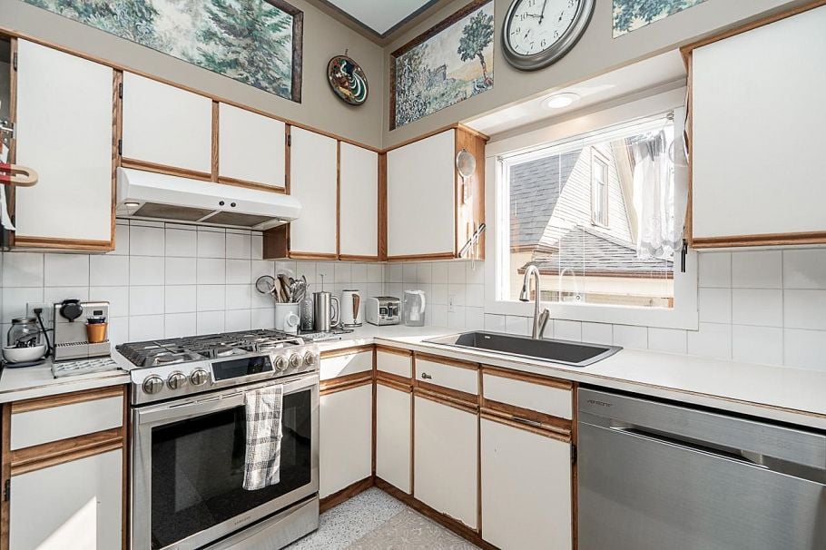 830 E 14th Avenue Vancouver, BC - 11