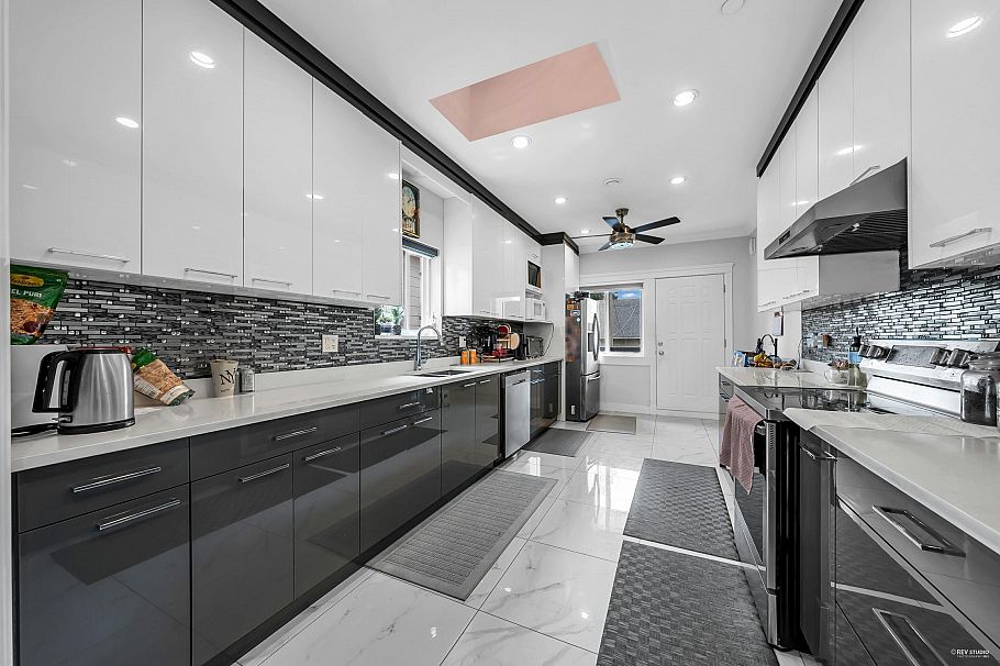 765 Skeena Street Vancouver, BC - 3