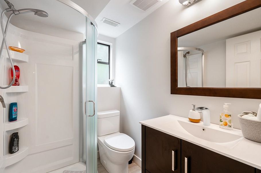 1184 Riverside Drive North Vancouver, BC - 31