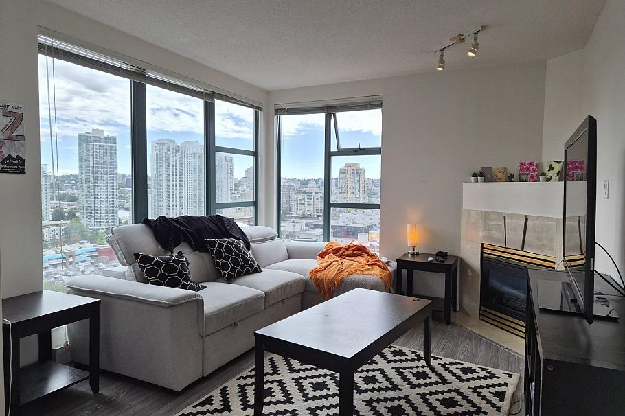 1707 939 Homer Street Vancouver, BC - 1