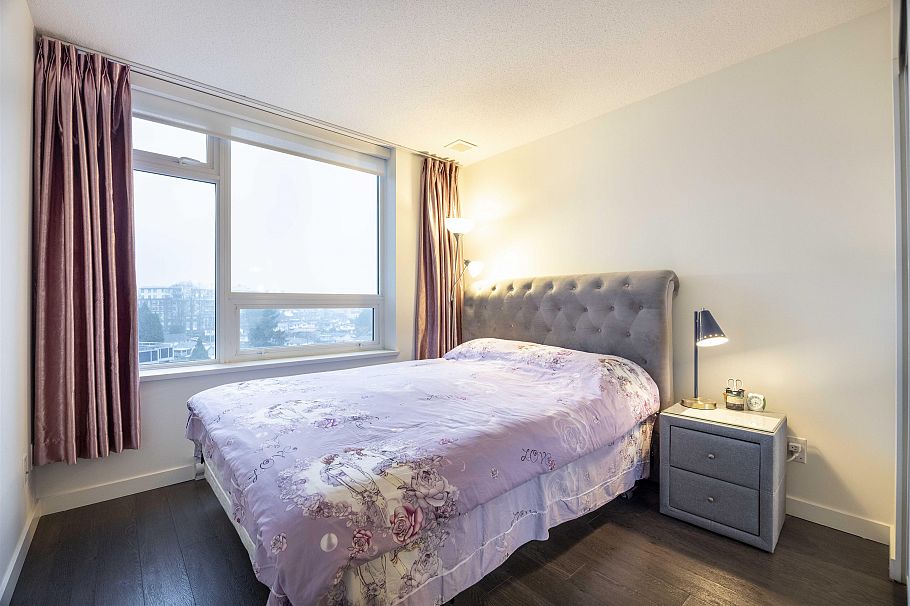 1108 5470 Ormidale Street Vancouver, BC - 2