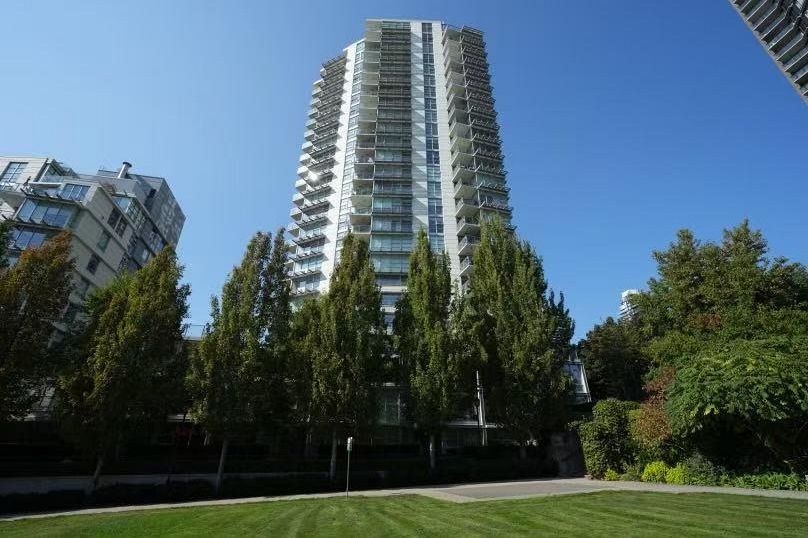 905 638 Beach Crescent Vancouver, BC - 1