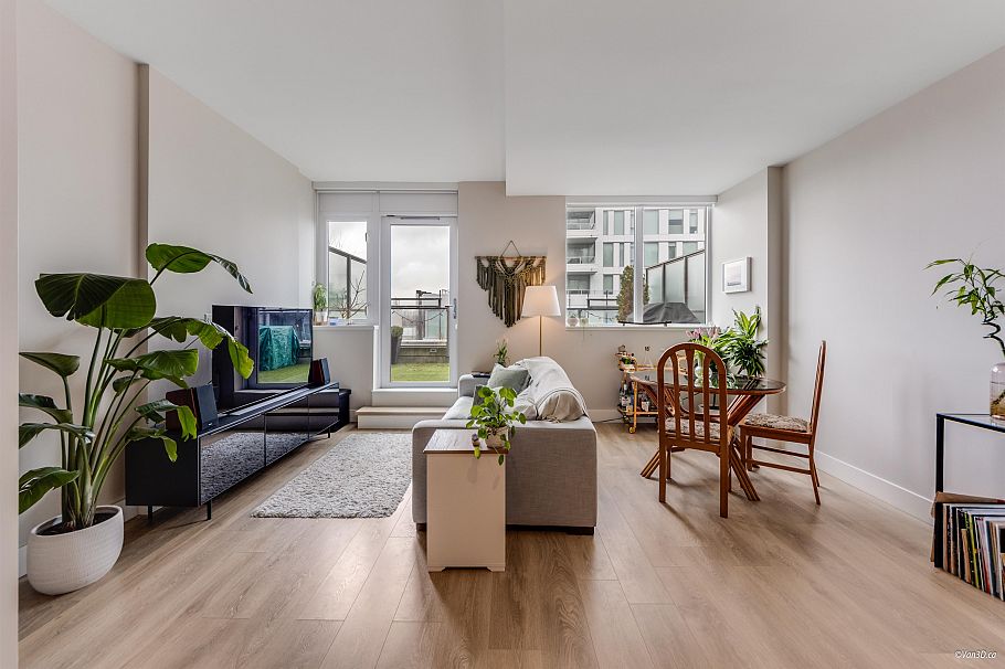 505 3451 Sawmill Crescent Vancouver, BC - 3