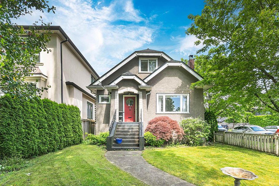 2903 W 42nd Avenue Vancouver, BC - 1