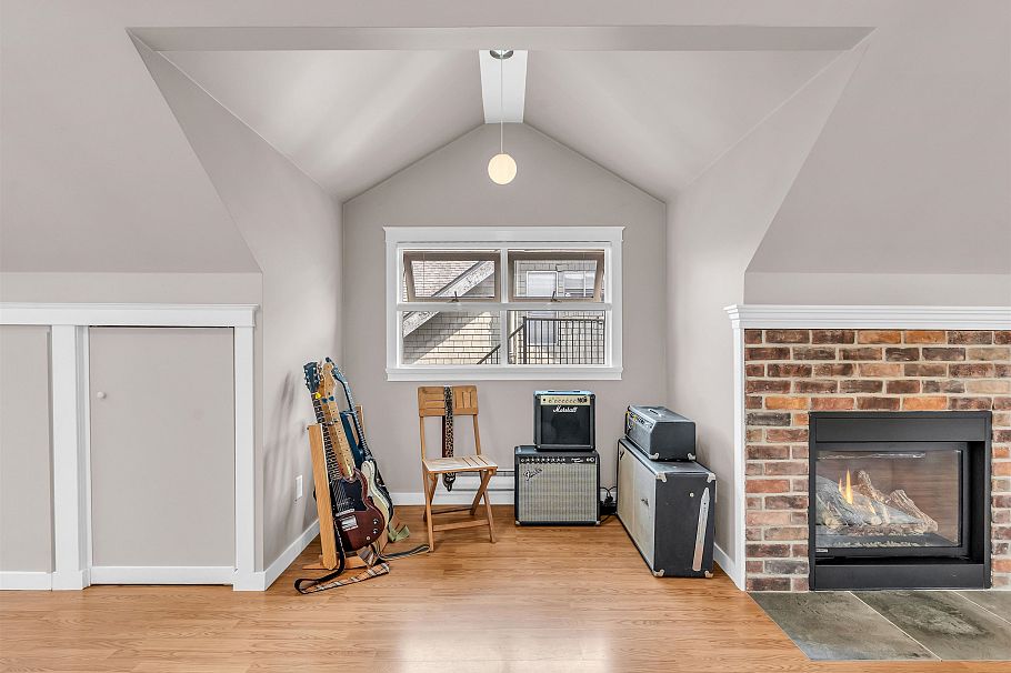 4 2535 W 6th Avenue Vancouver, BC - 24