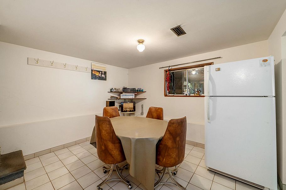 1794 E 6th Avenue Vancouver, BC - 23