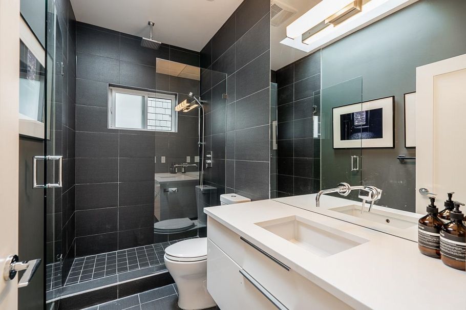 33 E 22nd Avenue Vancouver, BC - 24