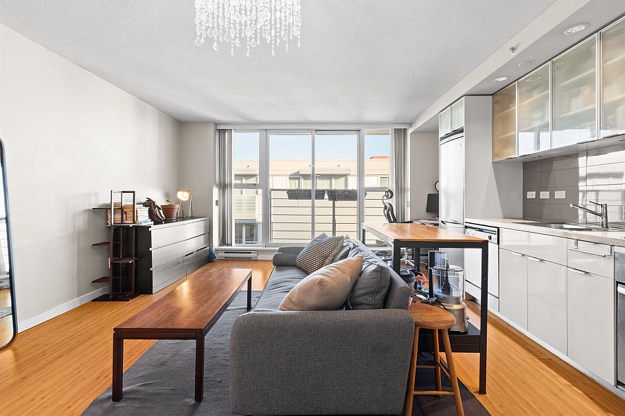 902 168 Powell Street Vancouver, BC - 5