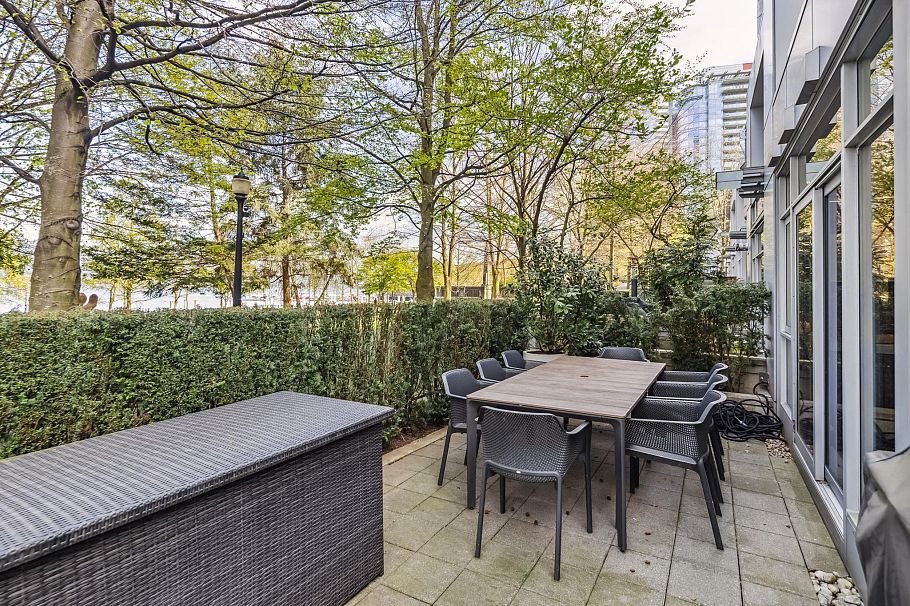 TH22 1281 W Cordova Street Vancouver, BC - 17