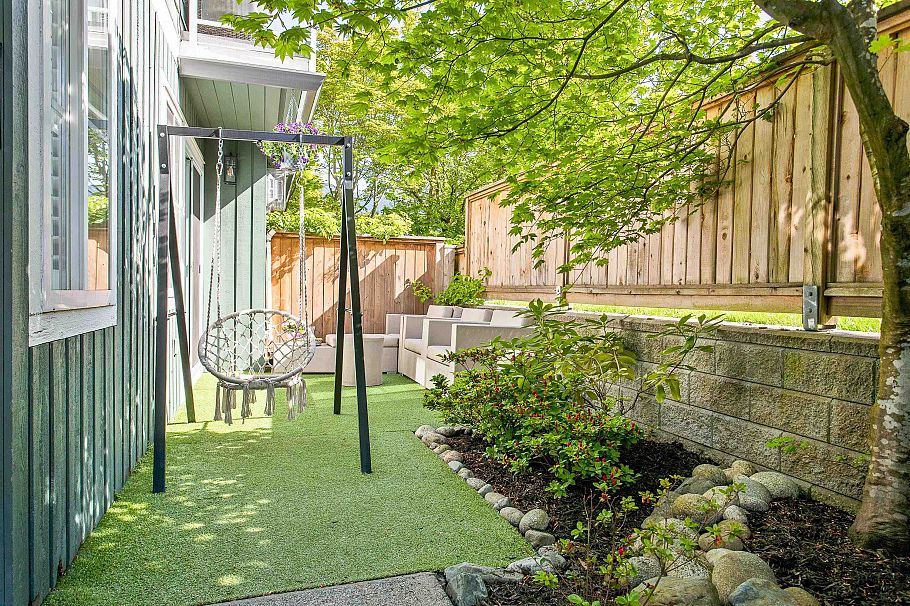 1645 St. Andrews Avenue North Vancouver, BC - 25