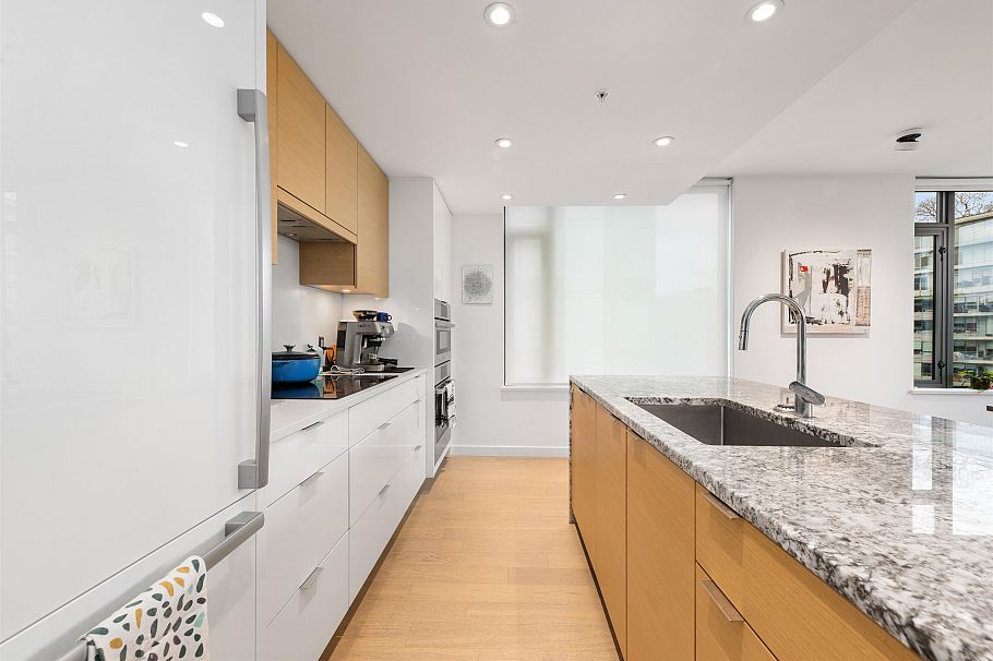 903 1678 Pullman Porter Street Vancouver, BC - 3