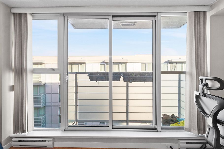 902 168 Powell Street Vancouver, BC - 15