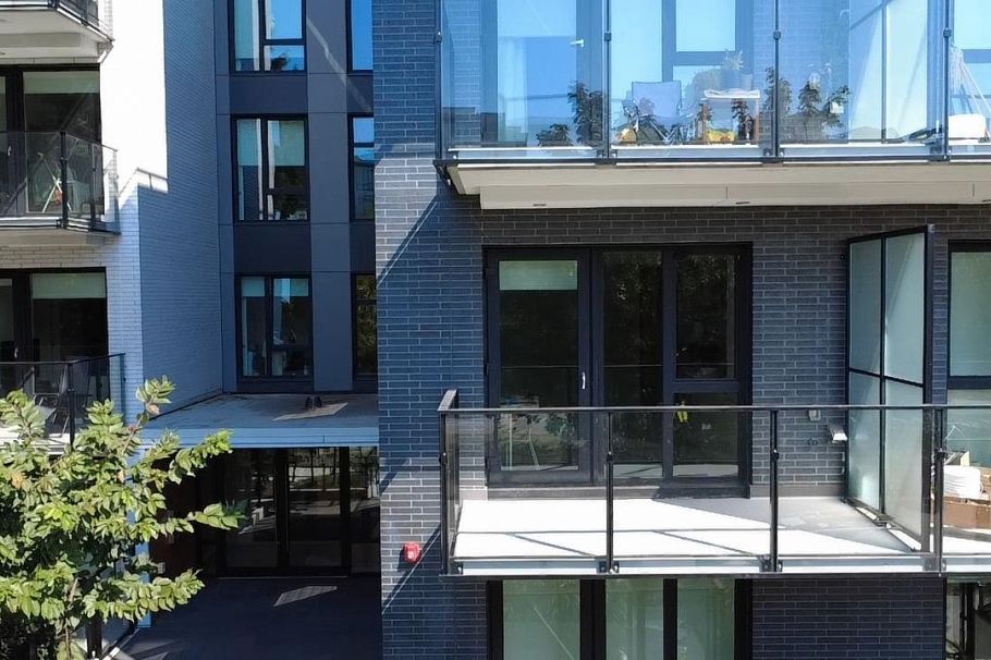 210 5168 Cambie Street Vancouver, BC - 12