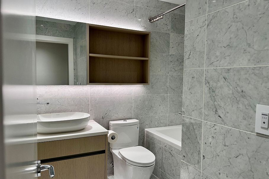 210 5168 Cambie Street Vancouver, BC - 9