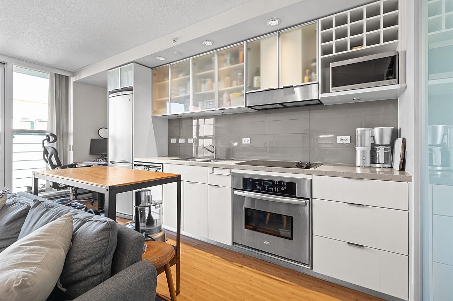 902 168 Powell Street Vancouver, BC - 8