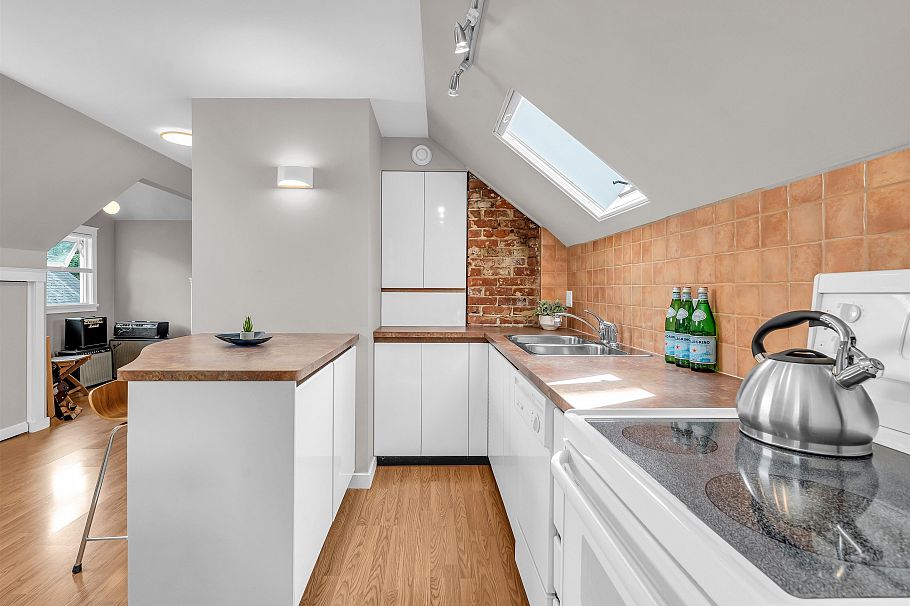 4 2535 W 6th Avenue Vancouver, BC - 27