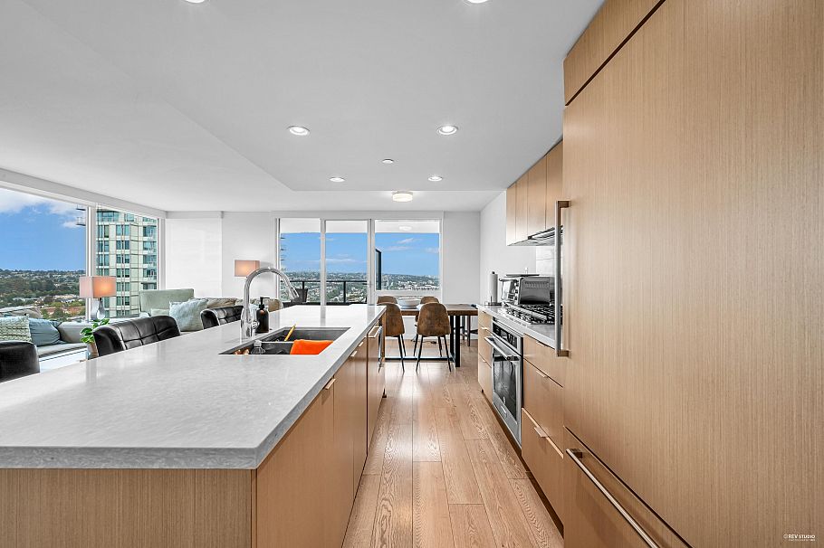 2504 8189 Cambie Street Vancouver, BC - 15