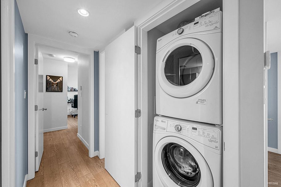 2504 8189 Cambie Street Vancouver, BC - 2