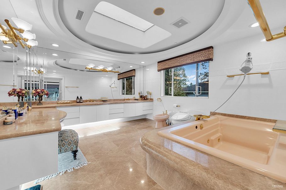 6566 Churchill Street Vancouver, BC - 11