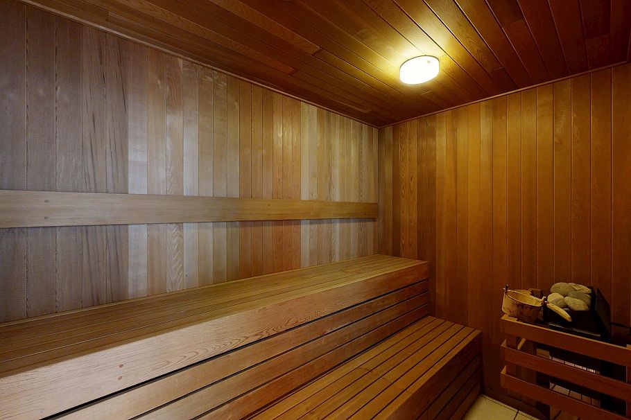 1510 W 33rd Avenue Vancouver, BC - 26