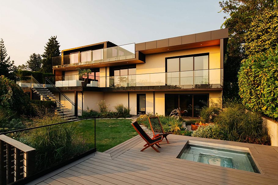 1295 W Keith Road North Vancouver, BC - 29