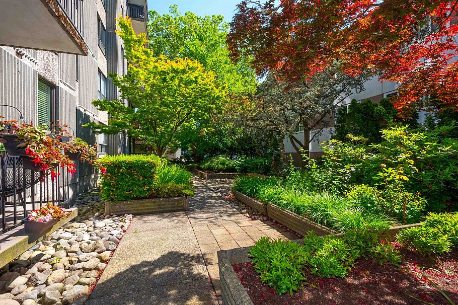 304 1720 Barclay Street Vancouver, BC - 22