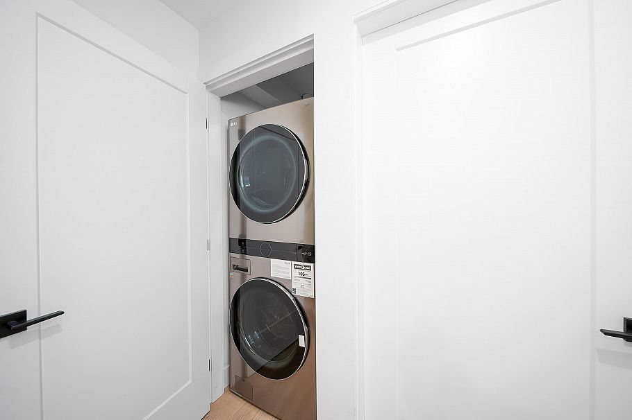 4722 Henry Street Vancouver, BC - 30