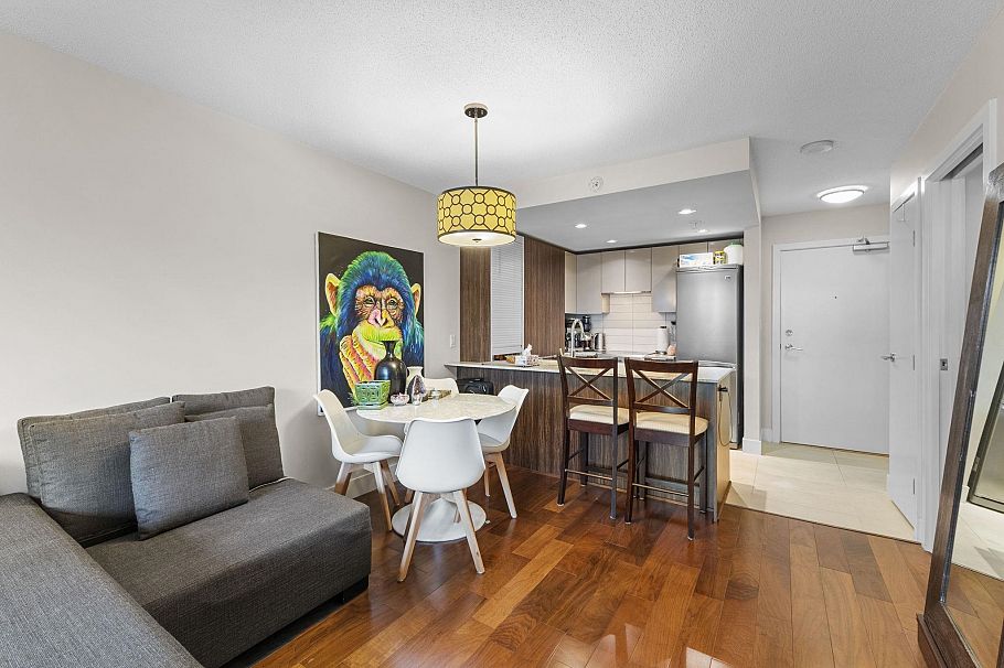 507 1088 Richards Street Vancouver, BC - 11
