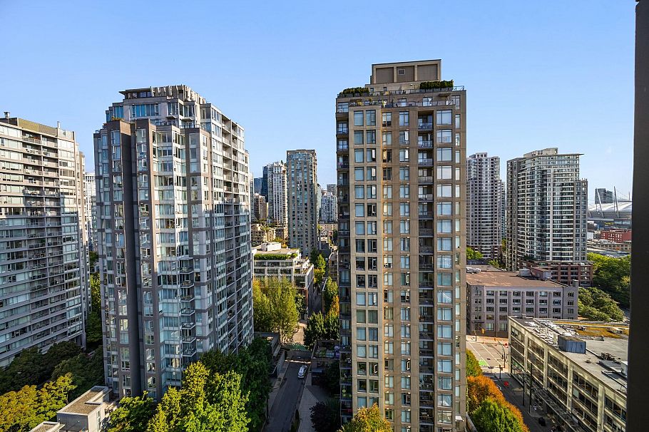1805 1055 Homer Street Vancouver, BC - 24
