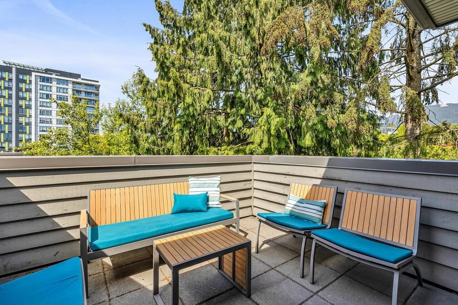 1664 St.Georges Avenue Vancouver, BC - 29