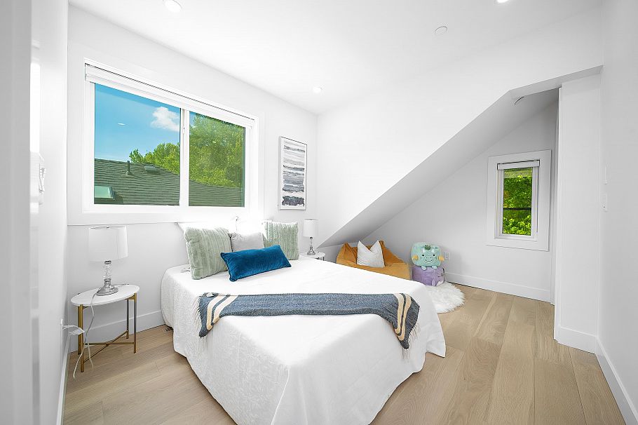 4722 Henry Street Vancouver, BC - 25