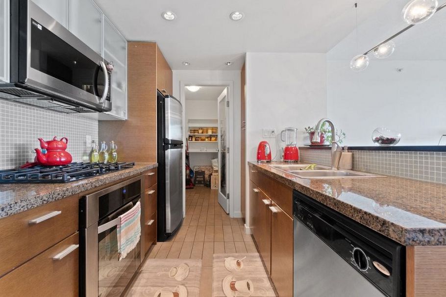 801 980 Cooperage Way Vancouver, BC - 9