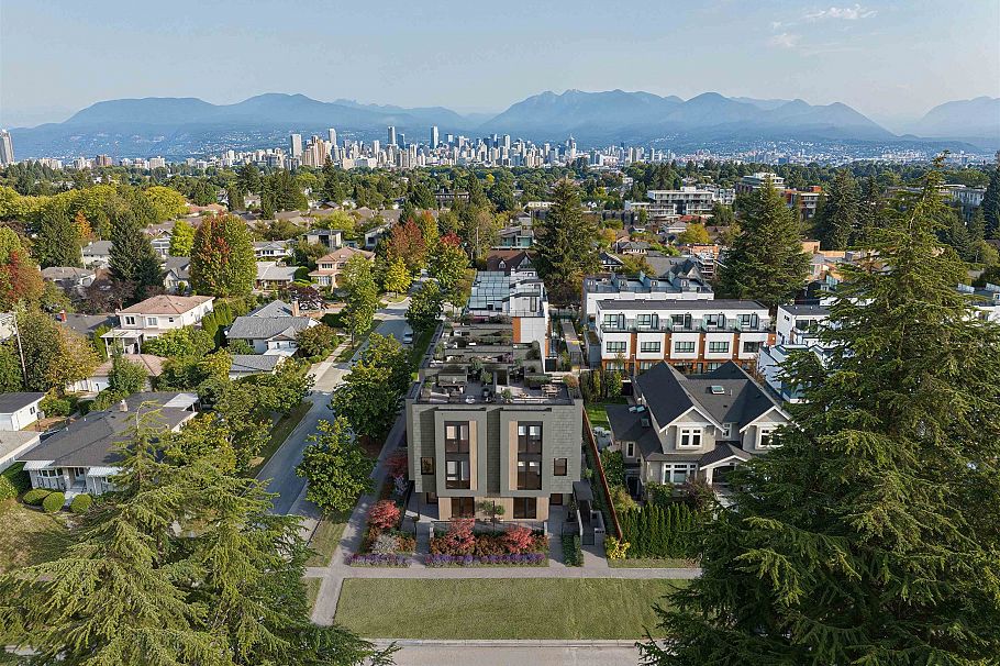 4490 Ash Street Vancouver, BC - 4