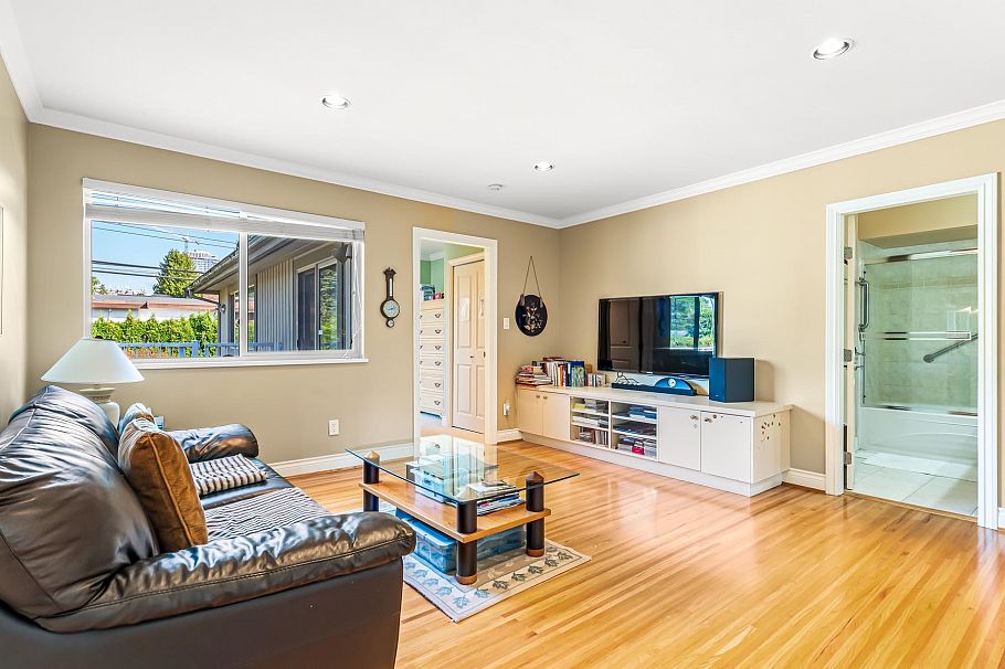 5912 Fremlin Street Vancouver, BC - 11