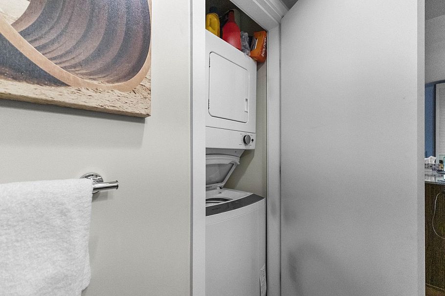 507 1088 Richards Street Vancouver, BC - 23