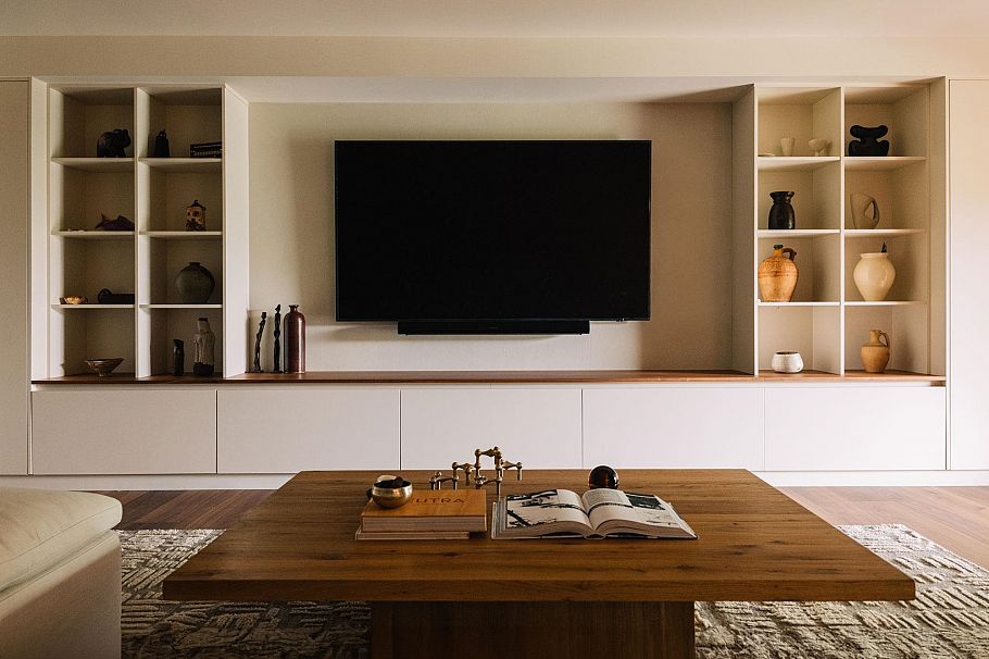 1295 W Keith Road North Vancouver, BC - 24