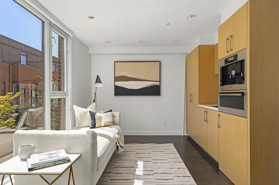 215 1961 Collingwood Street Vancouver, BC - 25