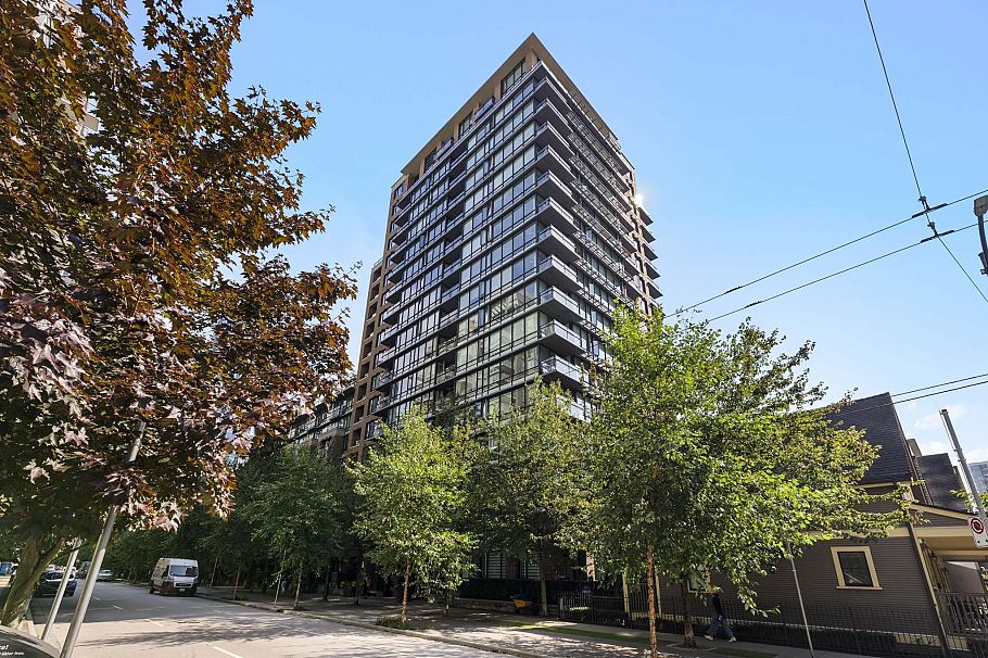 507 1088 Richards Street Vancouver, BC - 3