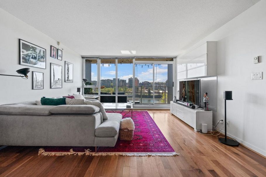 801 980 Cooperage Way Vancouver, BC - 3