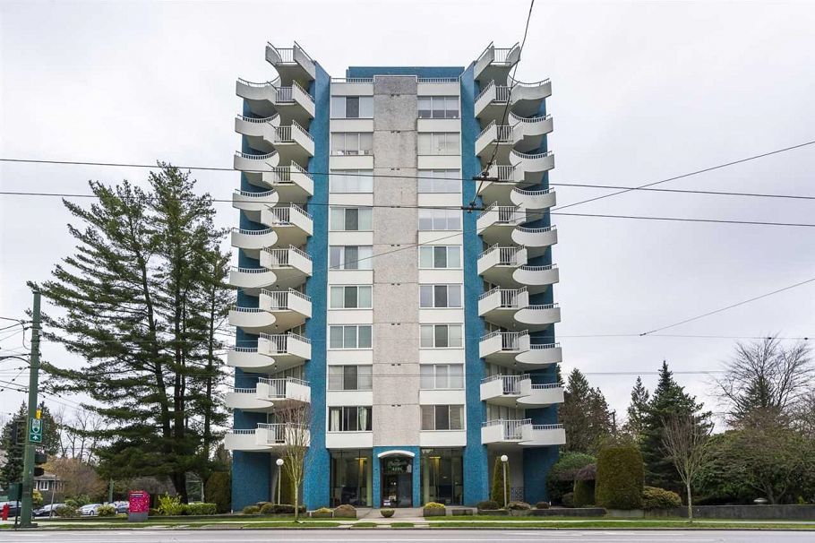 604 4691 W 10th Avenue Vancouver, BC - 1