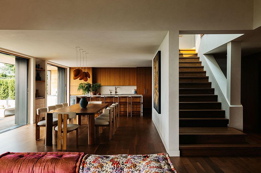 1295 W Keith Road North Vancouver, BC - 17