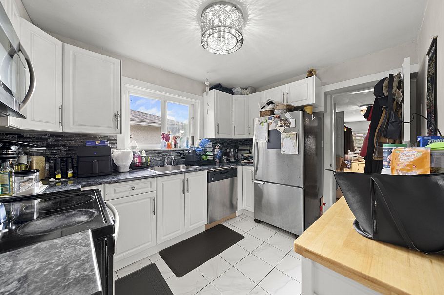 4835 Chatham Street Vancouver, BC - 9