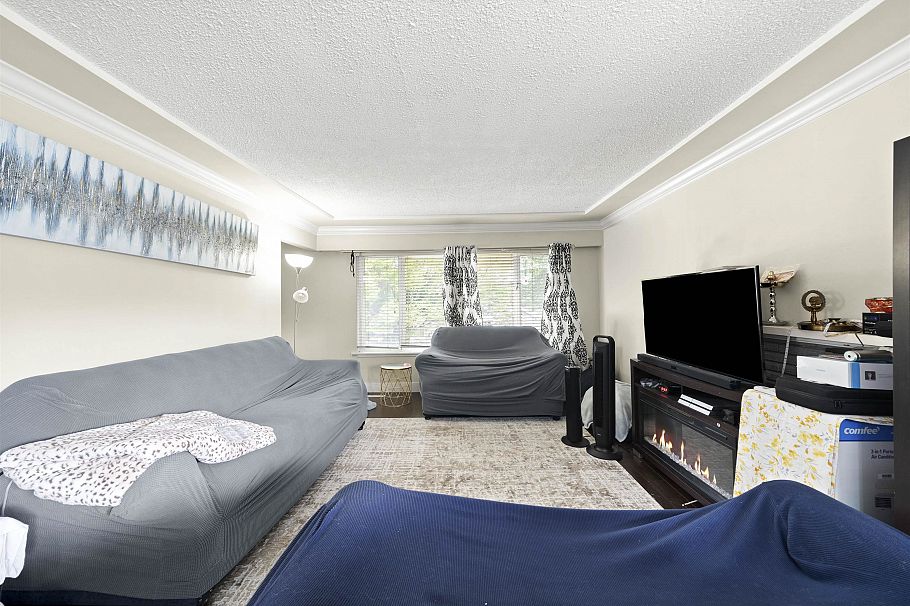 4835 Chatham Street Vancouver, BC - 5