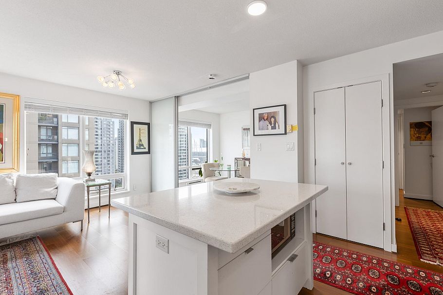 1805 1055 Homer Street Vancouver, BC - 12