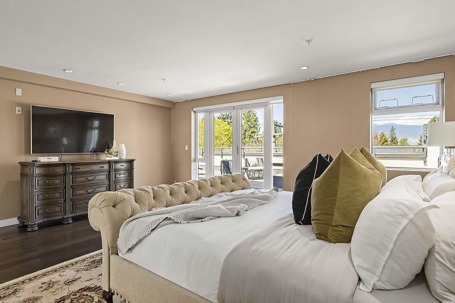 215 1961 Collingwood Street Vancouver, BC - 30