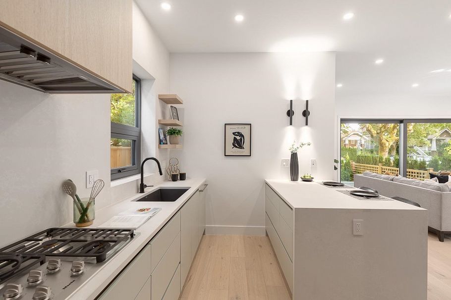 1 3186 W 11th Avenue Vancouver, BC - 9