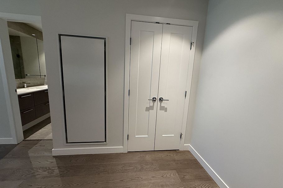 704 5608 Berton Avenue Vancouver, BC - 16