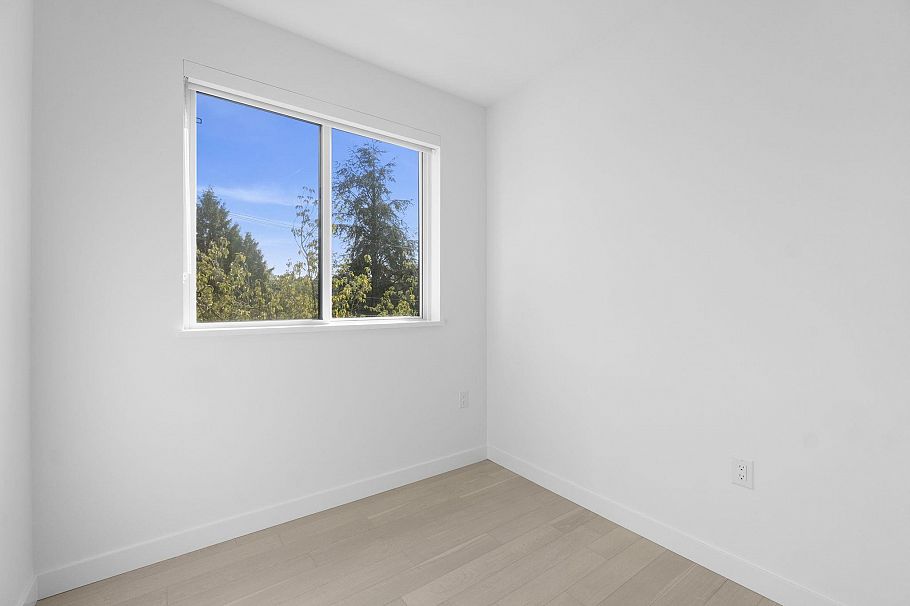 807 W 33rd Avenue Vancouver, BC - 9