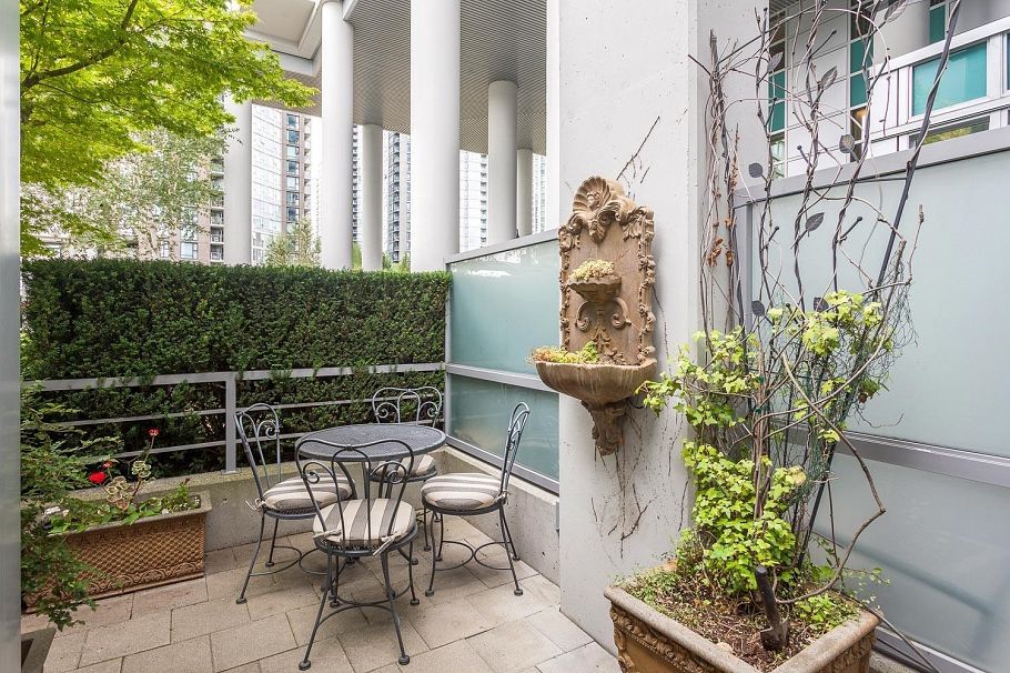 1493 Homer Street Vancouver, BC - 14